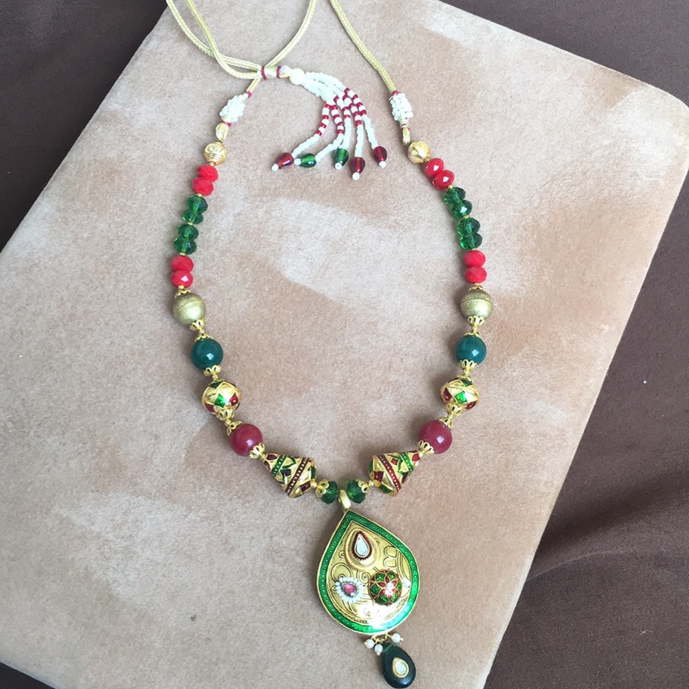 Jewelry - Picture 2 of 4